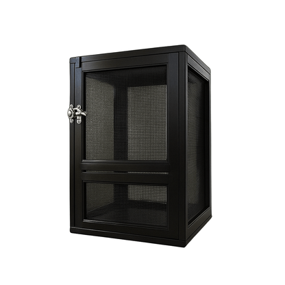 Cage grillagée en métal noir pour reptile